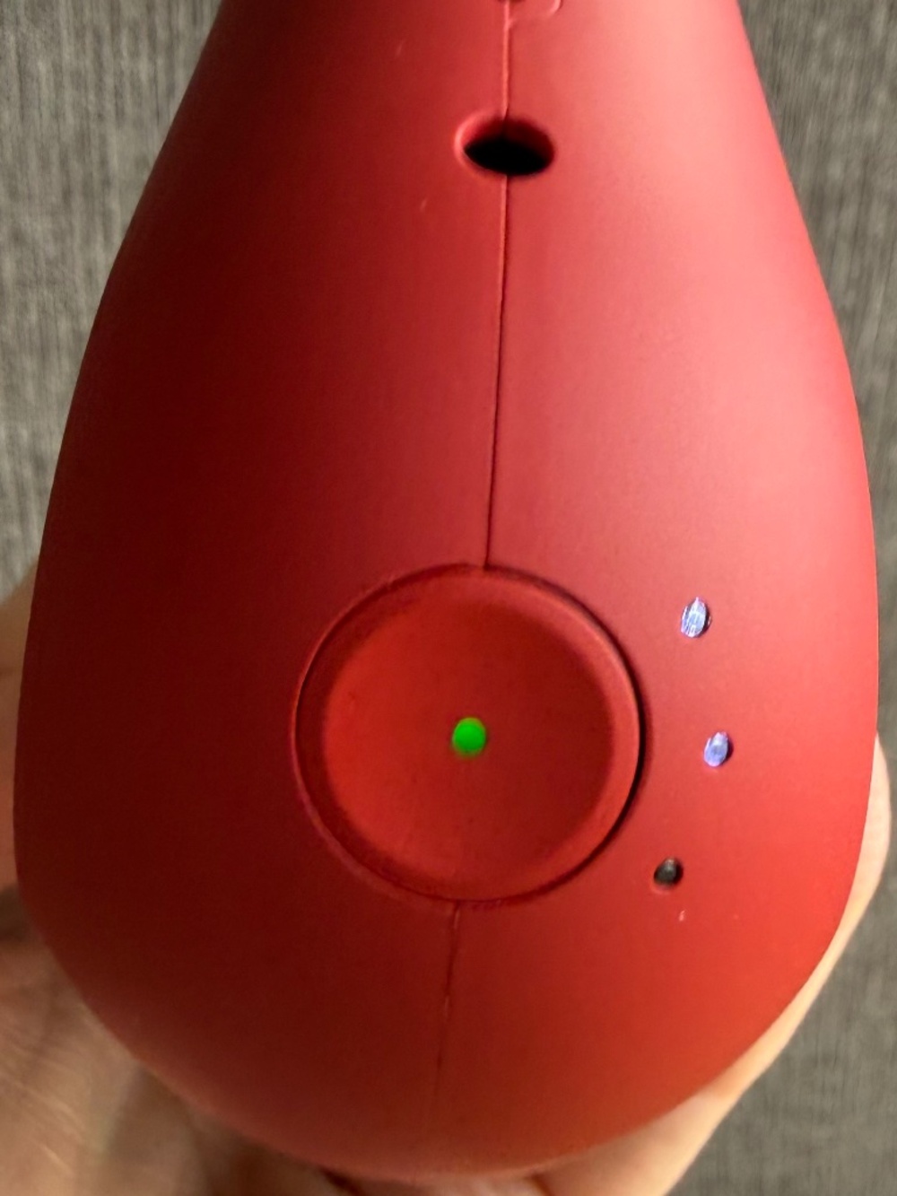 Theragun Mini | Limited Edition (PRODUCT) RED - Picture 9 of 14
